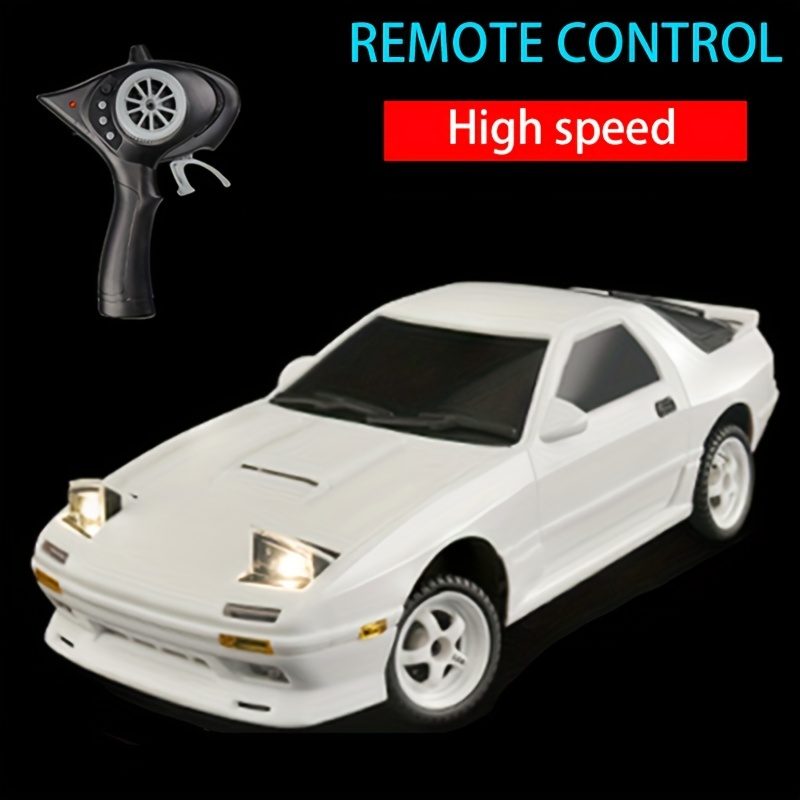 Carro de controle remoto Rc Drift Car 1:16 Escala 4wd 18km/h veículo modelo  de alta velocidade 2.4ghz com luzes led spray borracha pneu corrida