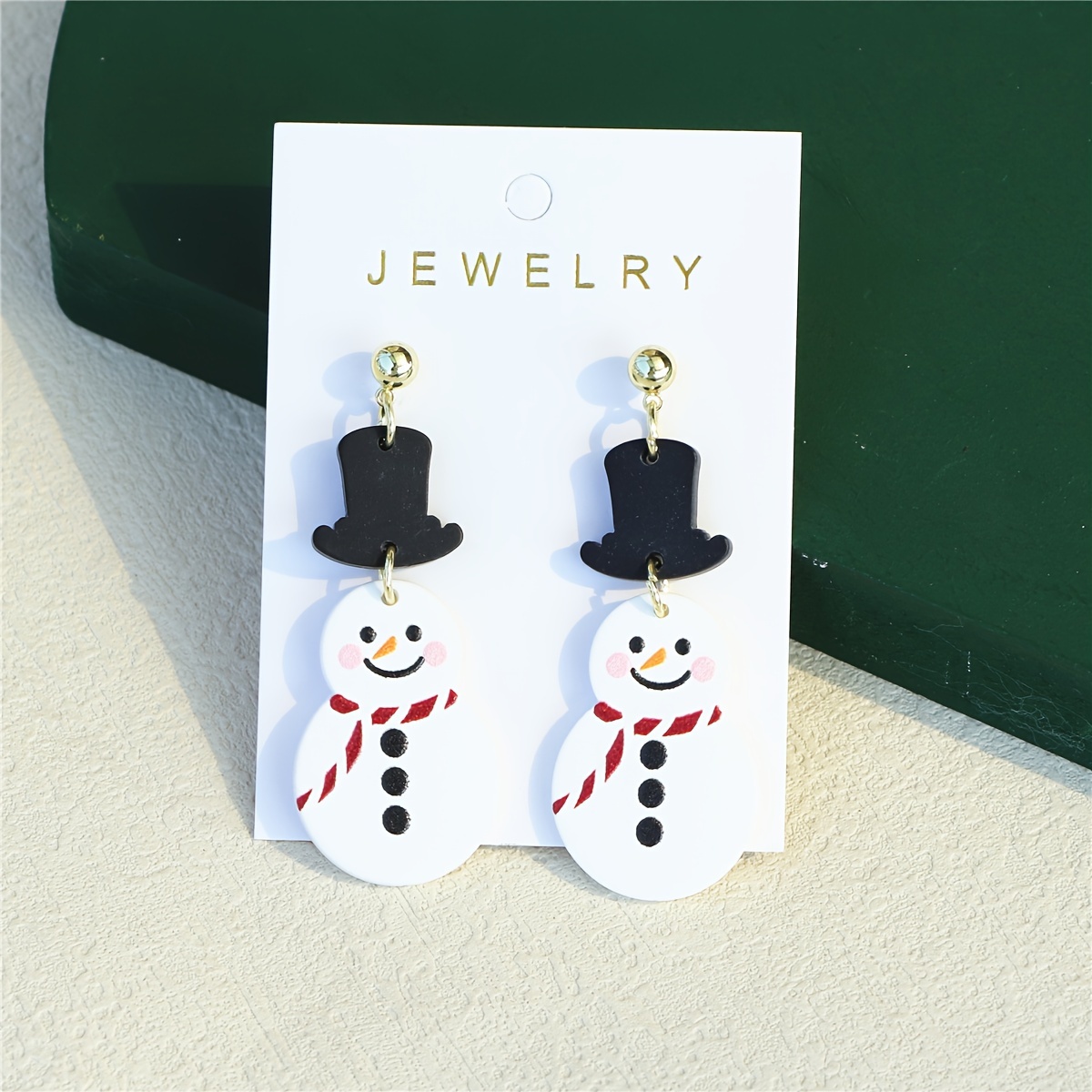 

Wearing Magician Hat Snowman Design Dangle Earrings Cute Cartoon Style Polymer Clay Texture Christmas Female Gift