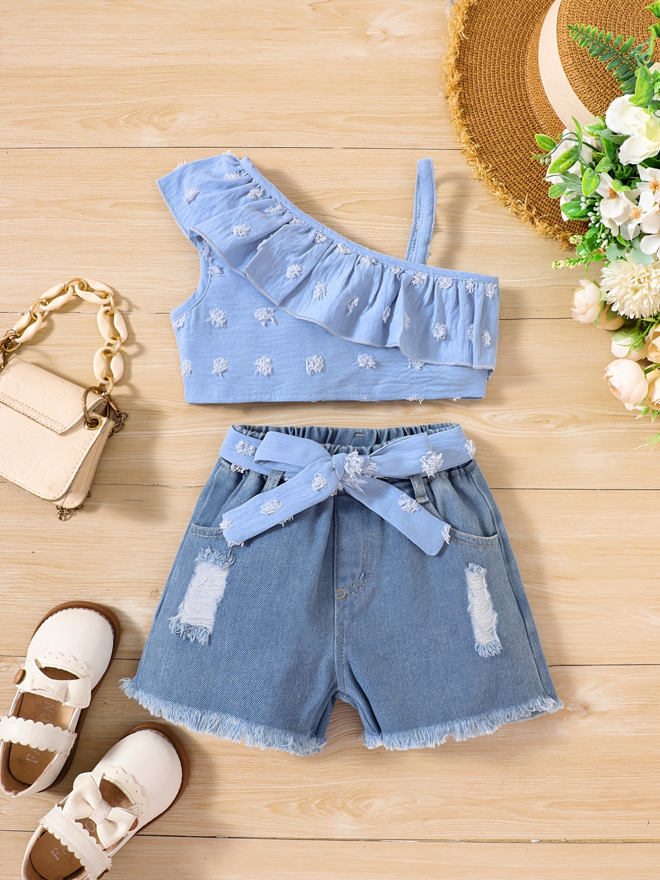 2pcs Baby Girl Allover Floral Print Ruffle Short-sleeve Top and Ripped Denim Shorts Set