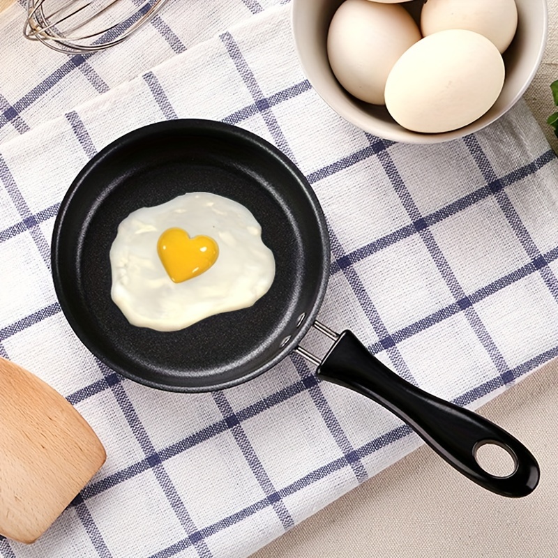  qczoyp Mini Frying Pan,Small Egg Skillet with Handle Heat  Resistant,One Egg Frying Pan Nonstick,Cast Iron Portable Camping Pan,Induction  Hob,Gas Cooker,Outdoor Cooking: Home & Kitchen
