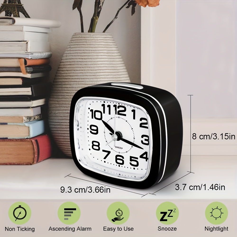 Reloj despertador analógico de mesa silenciosa, sin tictac, iluminado bajo  demanda y funciona con pilas, sonidos de pitido, reloj de escritorio