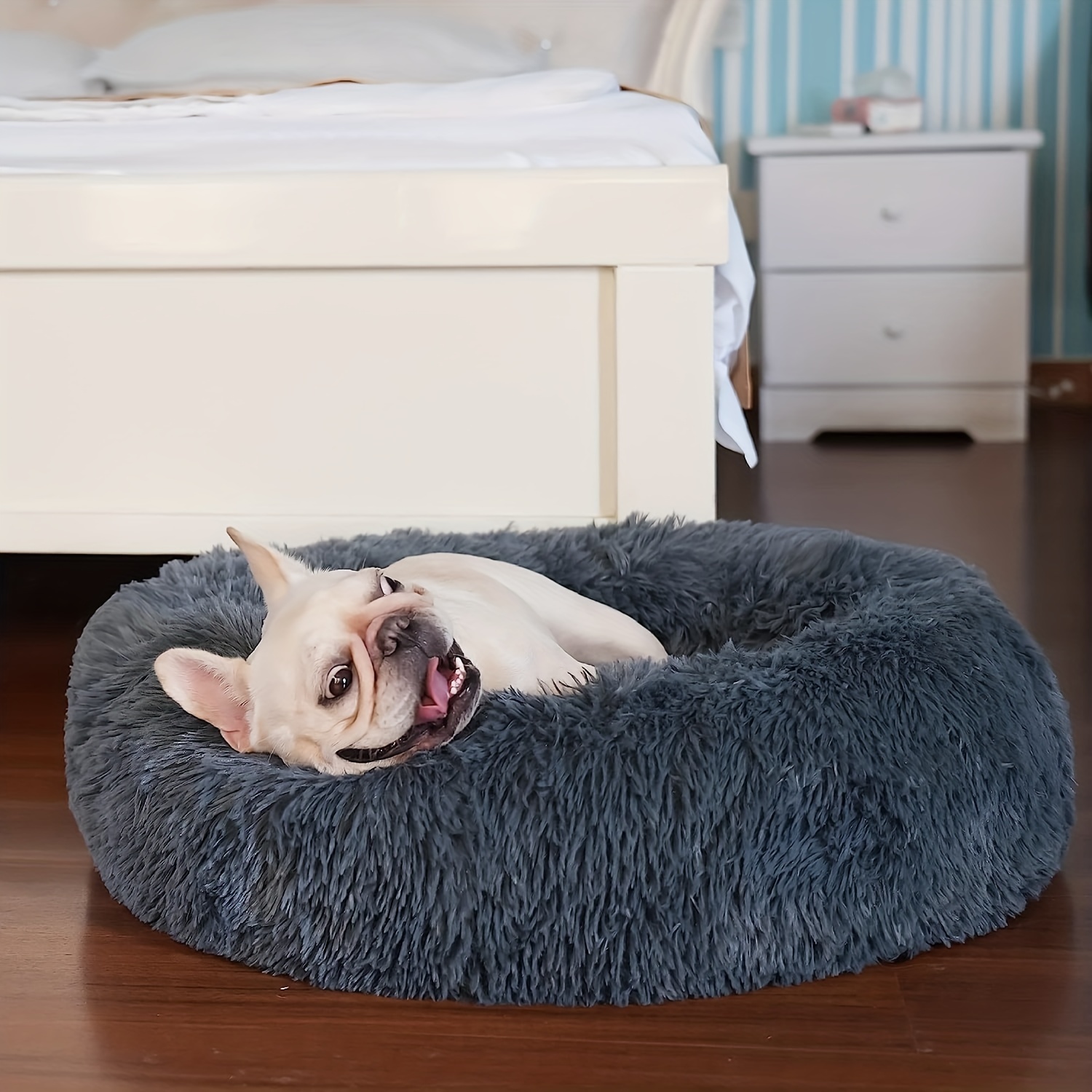 Cozy Dark Gray Anti-Anxiety Donut Dog Bed - Perfect for Small & Medium Dogs & Cats!