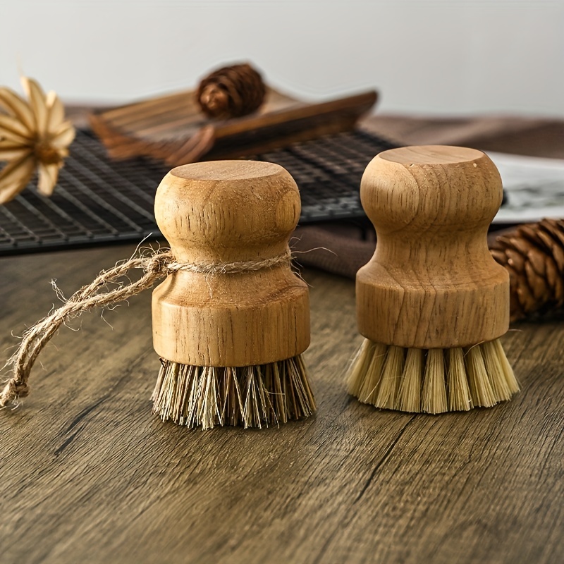 Soft sisal dish-brush with wooden handle