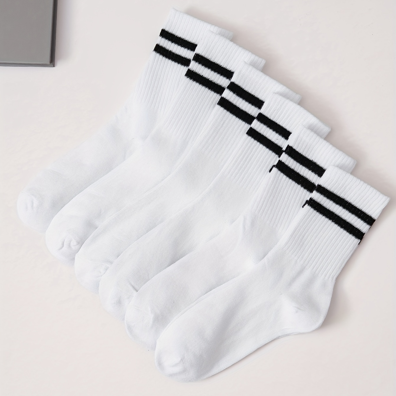 

6 Pairs Striped Print Socks, Comfy & Sports College Style Mid Tube Socks, Women's Stockings & Hosiery
