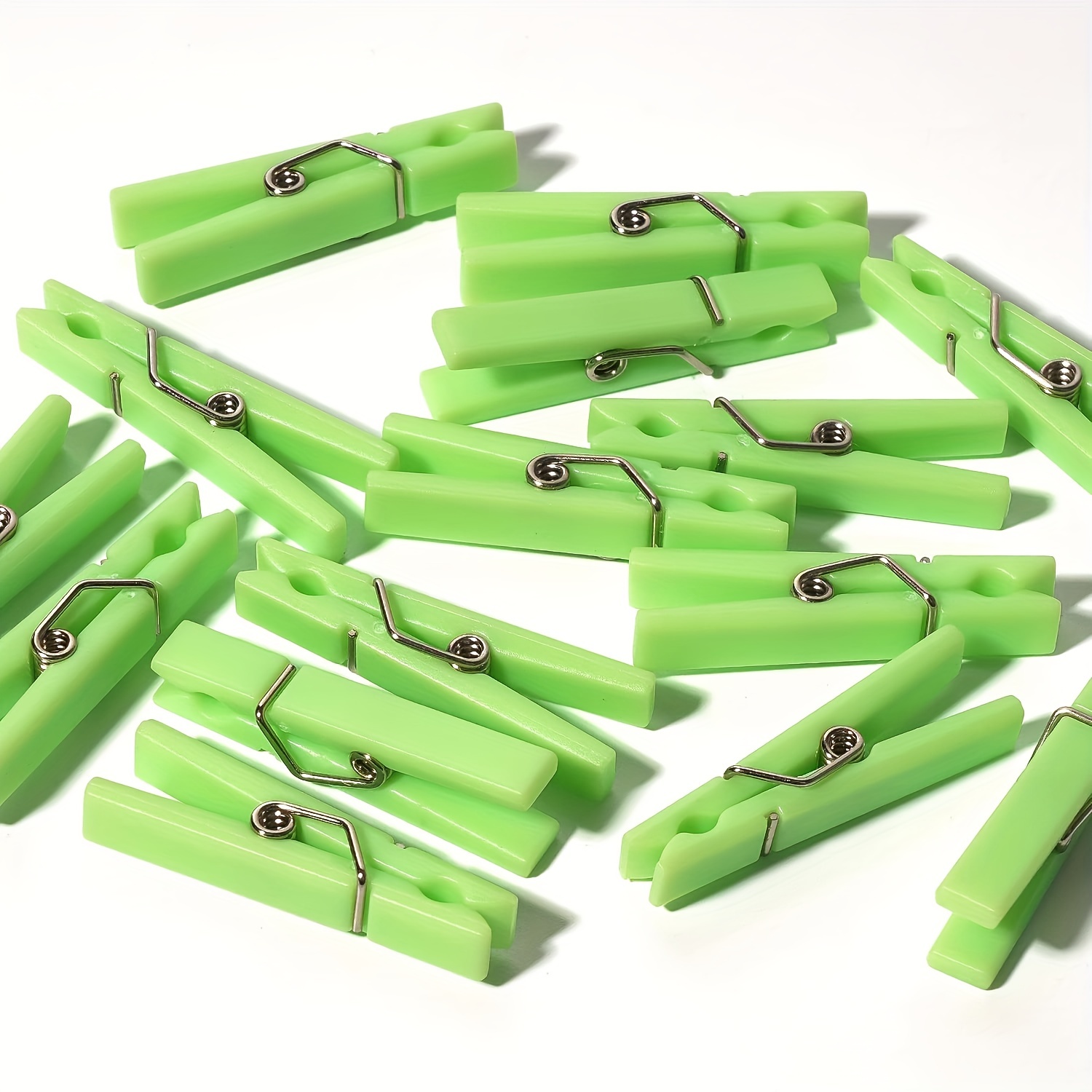 30/pk GREEN 1 inch Mini Clothespins Photo Gifts Favor Party Wedding  Christmas