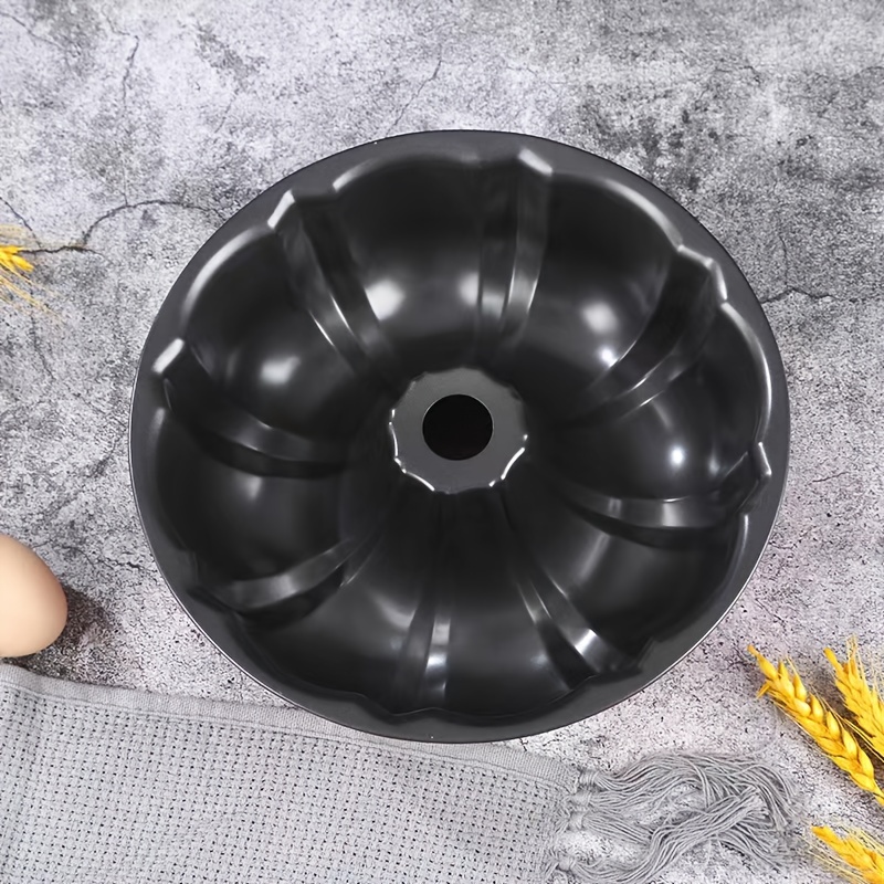 Fluted Tube Cake Pans Non-Stick Large Bundt Pan For Baking Carbon
