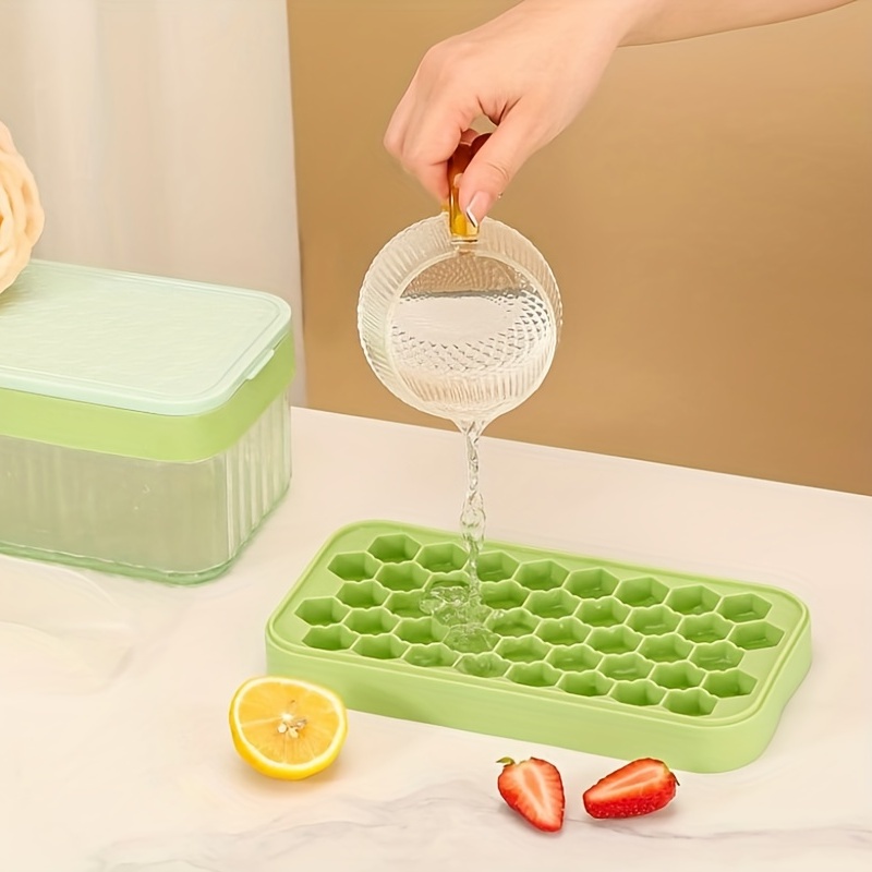 Ice Cube Tray, Ice Cube Mold With Lid And Ice Box, Handle Ice Tray, Freezer  Ice Mold, Silicone Ice Cube Tray, Easy Release Ice Cube Maker, For Frozen  Drinks, Whiskey - Temu