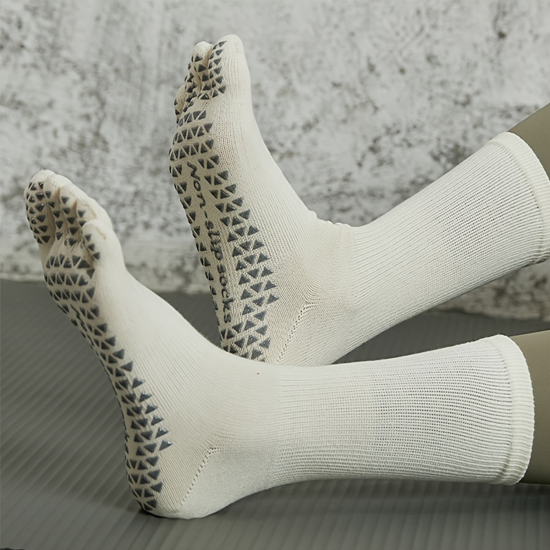 Non Slip Sporty Cozy Gripper Socks Yoga Pilate Barre Ballet - Temu Canada