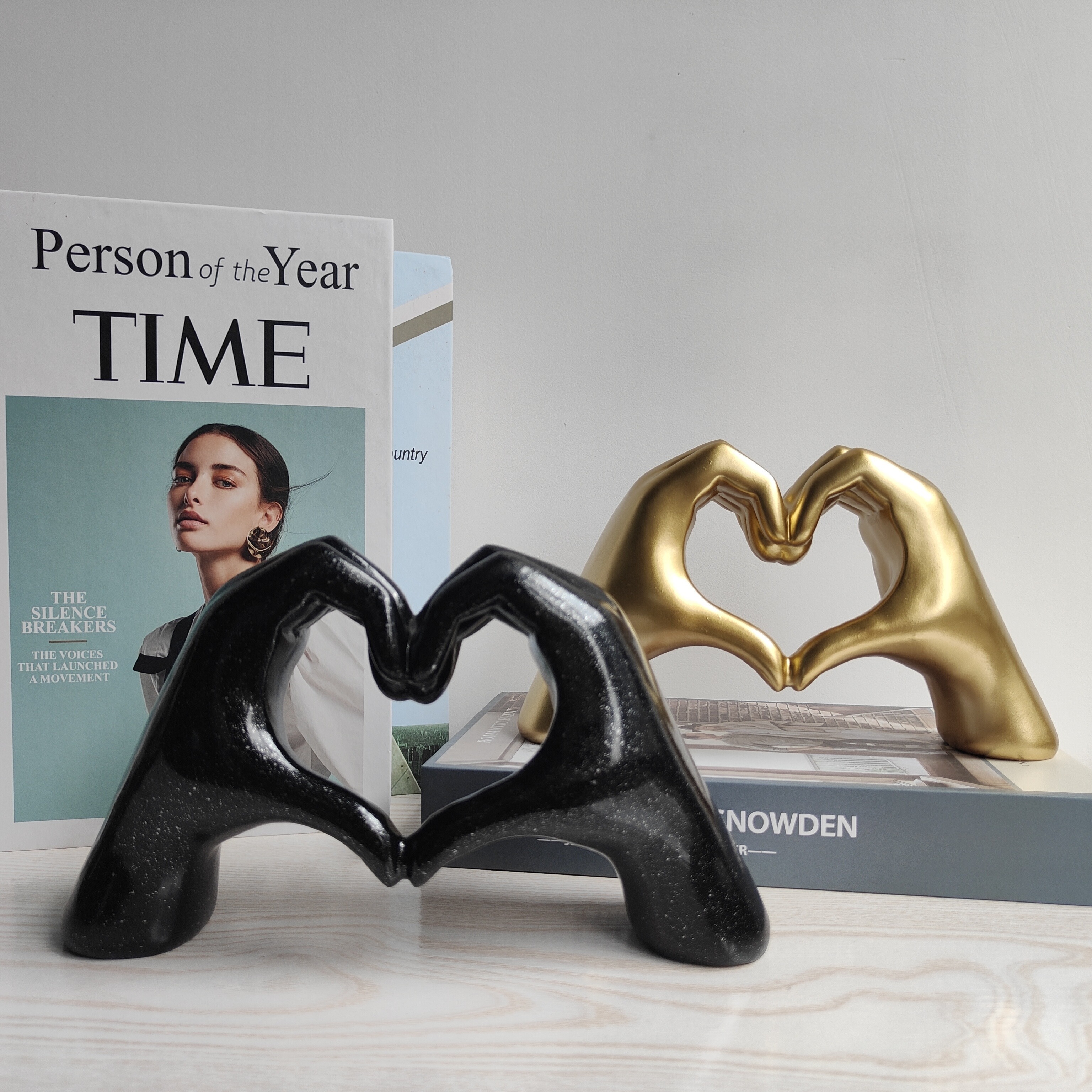  Heart Hands Sculpture Resin Gold Heart Hands Decor