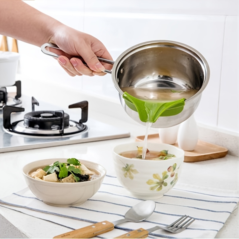 Anti Spill Silicone Soup Spout Funnel Kitchen Gadget