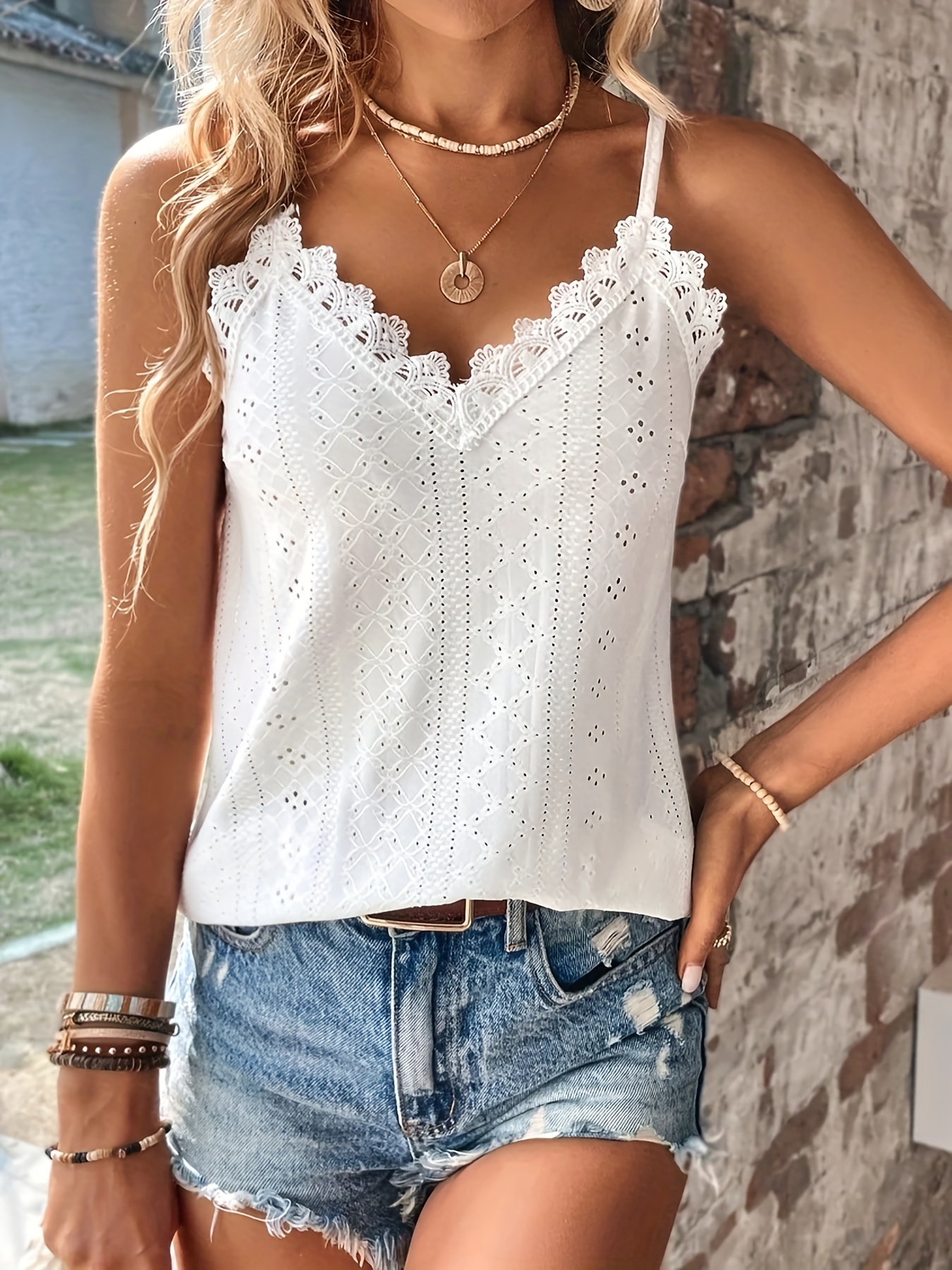 EHQJNJ Camisole Tops for Women Lace Long Summer Vest Loose Pleated Square  Neck Sleeveless Top Curved Hem Loose Large Size Women's Top Plus Size  Camisoles for Women with Bra 