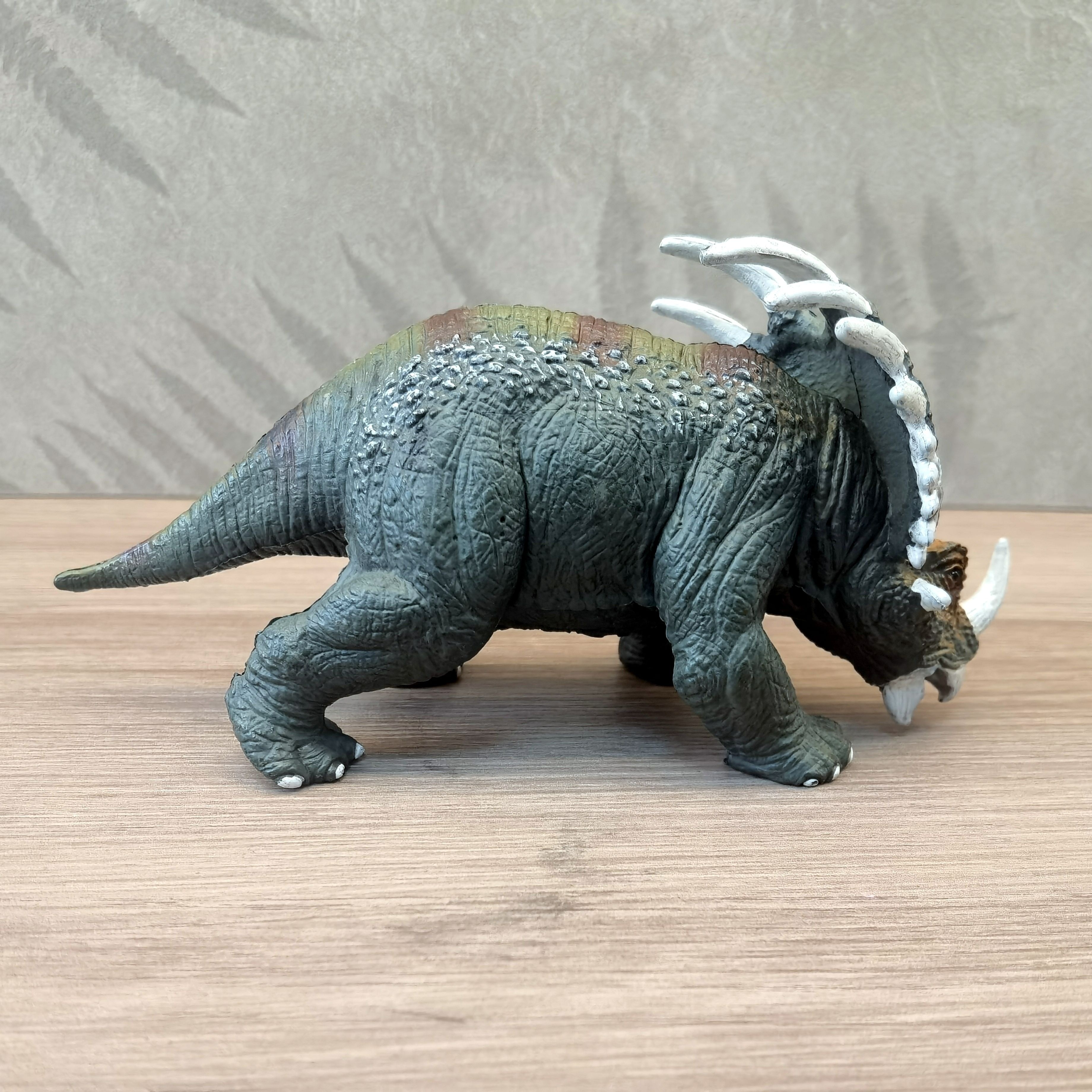 Geoworld Dinoart Painting Kit - Styracosaurus - Dinoart Painting Kit -  Styracosaurus . Buy Styracosaurus toys in India. shop for Geoworld products  in India. Toys for 3 - 15 Years Kids.