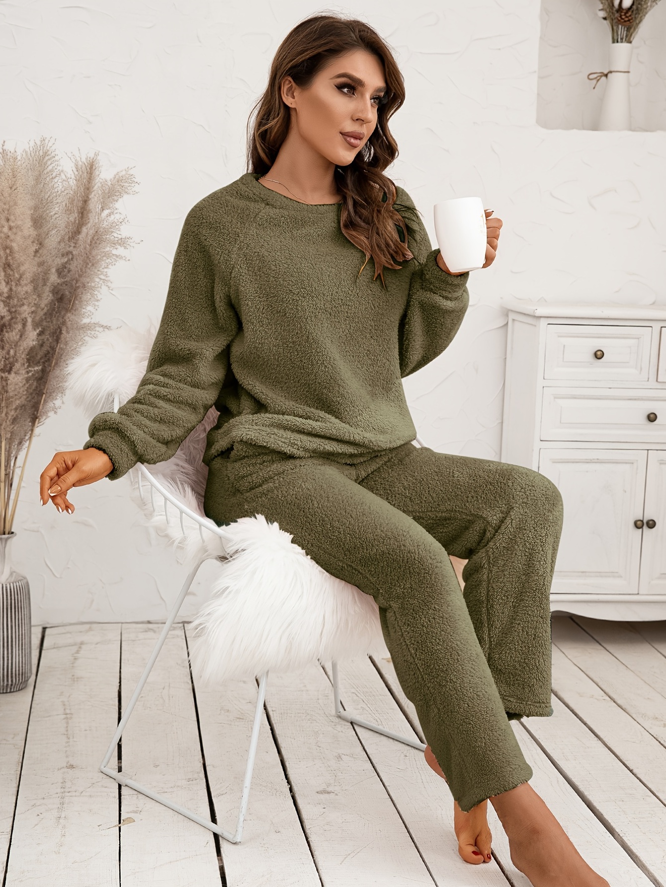 Women's loungewear knitted set  Womens loungewear, Homewear fashion,  Pajama fashion