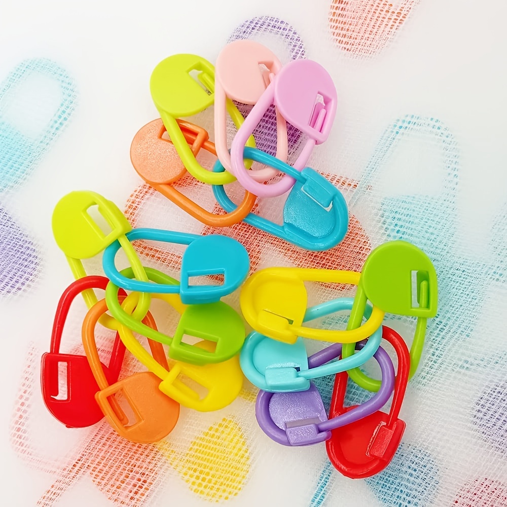 100 PCS Crochet Stitch Markers, Colorful Locking Stitch Markers Plastic  Crochet Stitch Counters Crochet Clips for Weaving, Sewing and Knitting DIY