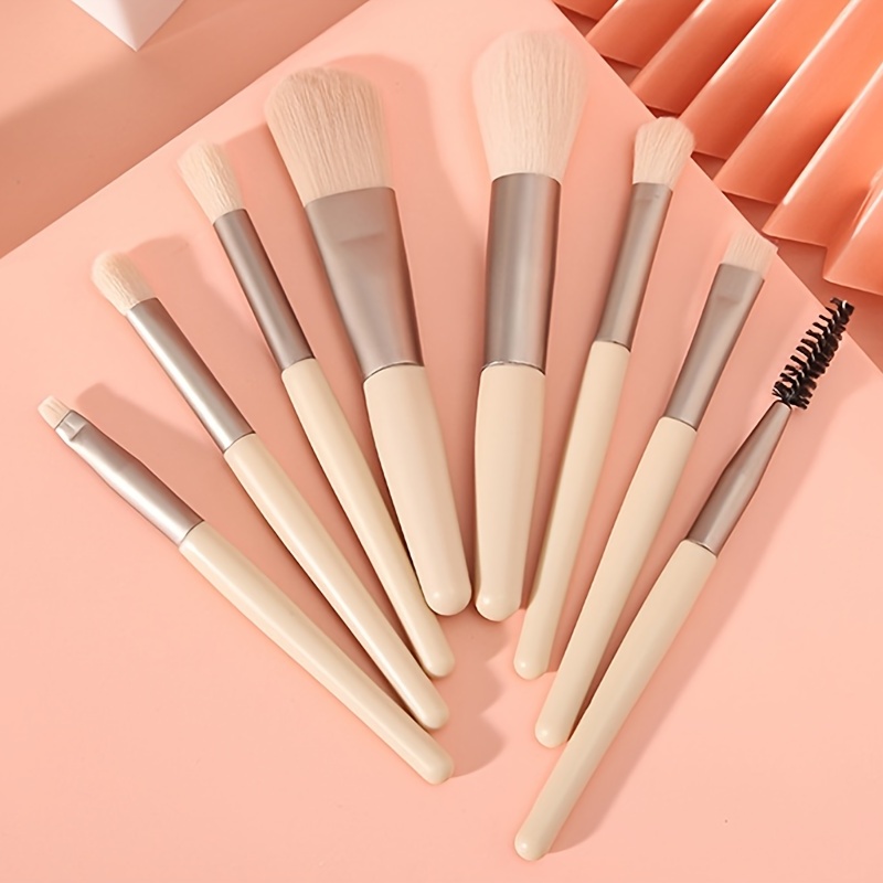 8pcs Travel Makeup Brushes Soft Synthetic Bristles Beauty Tool