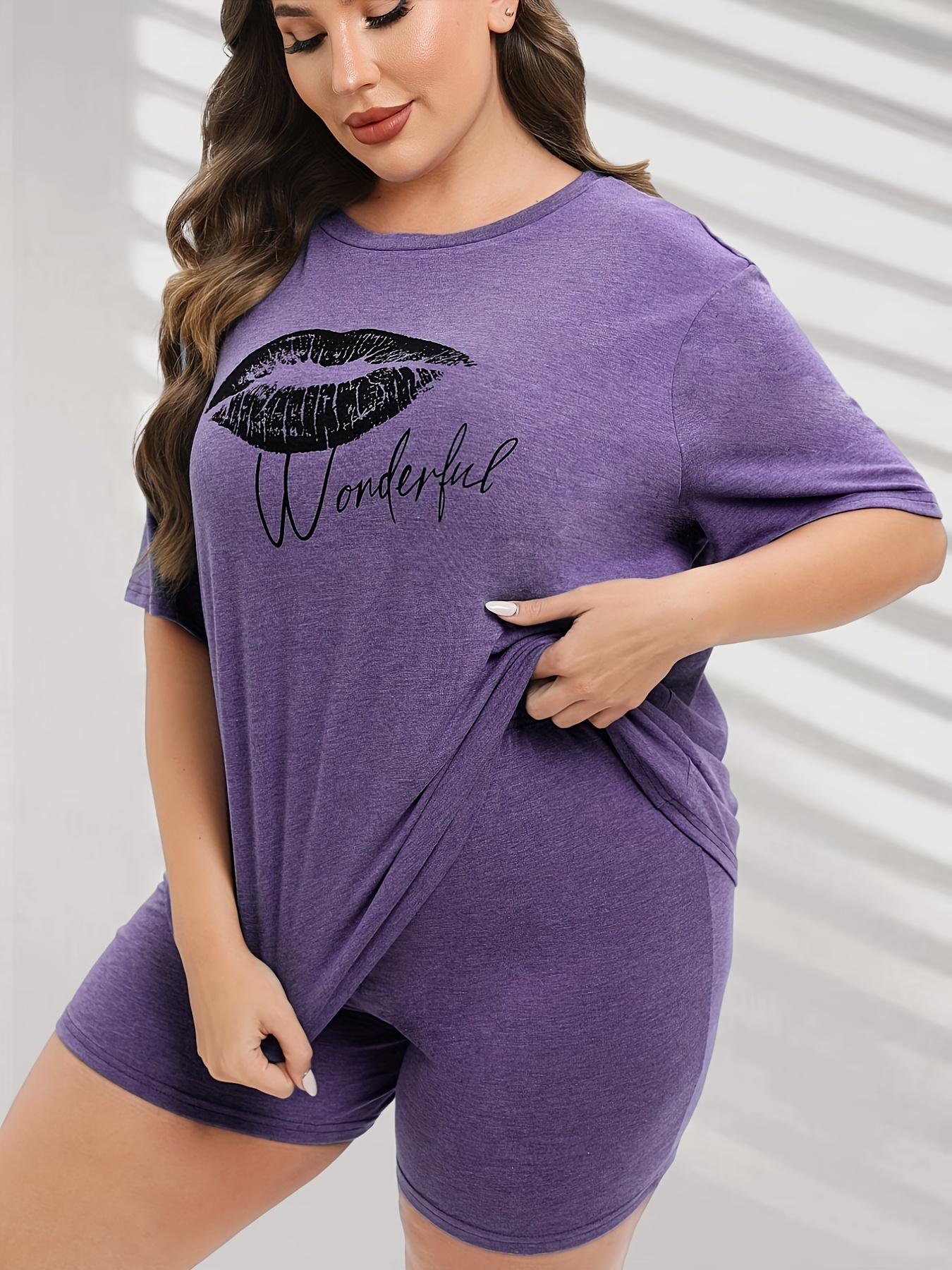 Kiss & Letter Print Tee & Biker Shorts Pajama Set