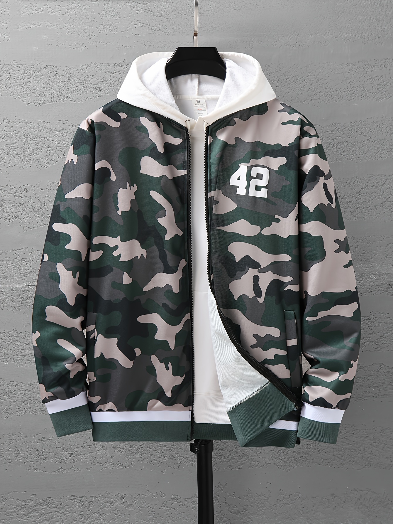 Plus Size Men's Camouflage #42 Print Baseball Jacket Oversized Cool Handsome Band Collar Jacket for Big & Tall, Casual Long Sleeve Zip Up Jacket