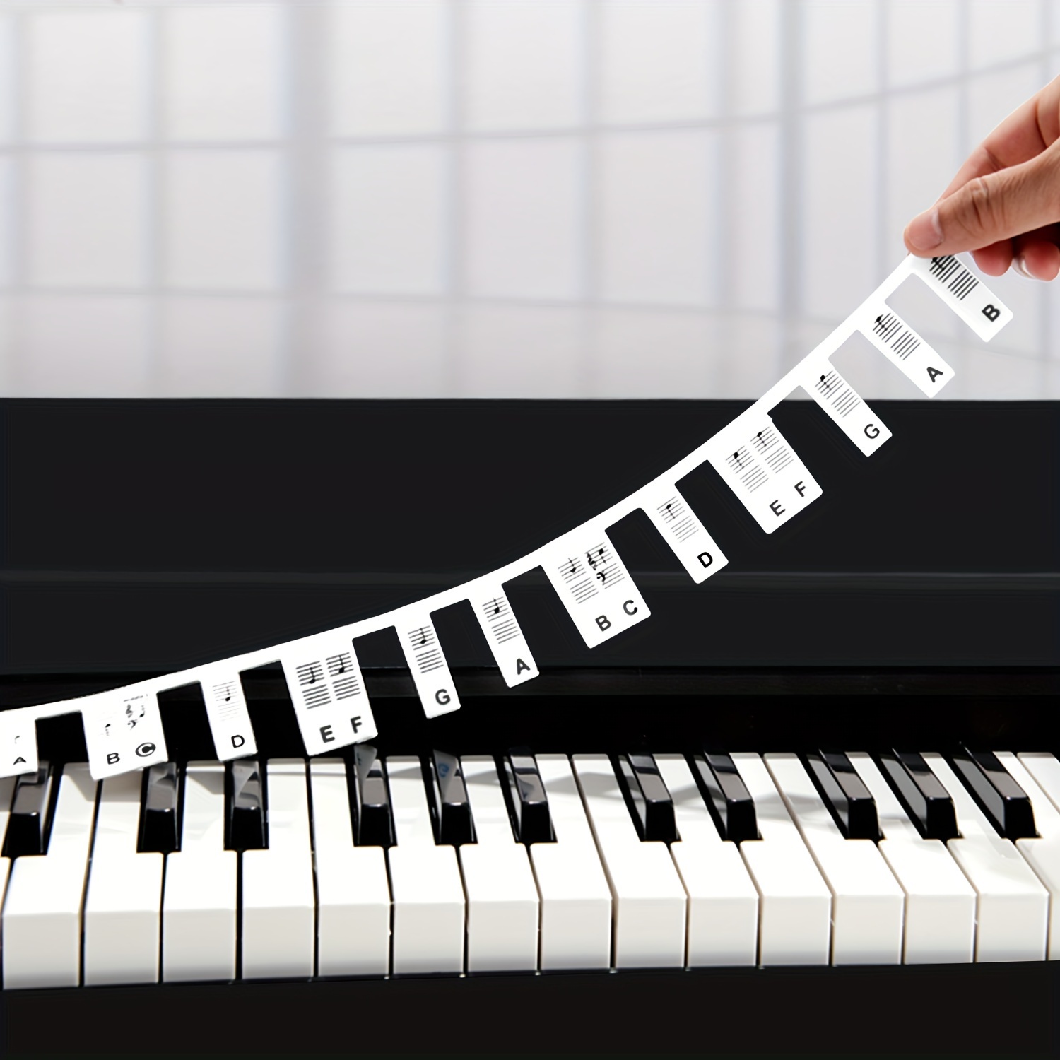 Etiquetas extraíbles para notas de teclado de piano, 88 teclas para  principiantes, hechas de silicona, viene con clip de libro de música de  metal