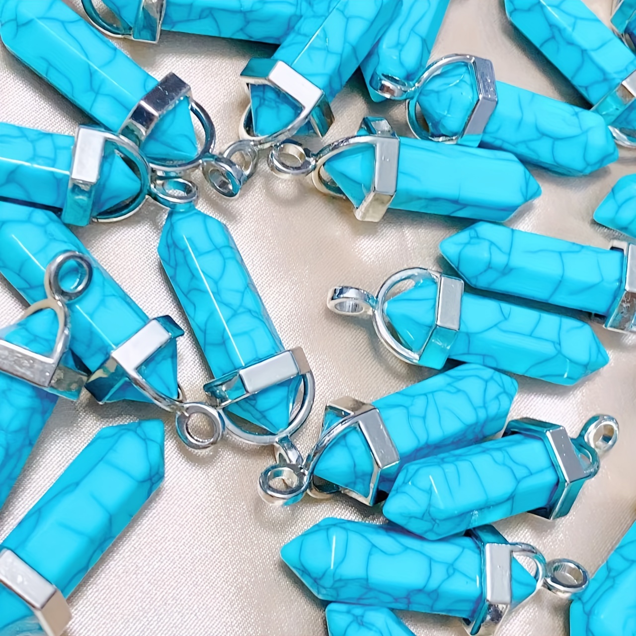 2pcs Turquoise Bullet Shape Pendant Set