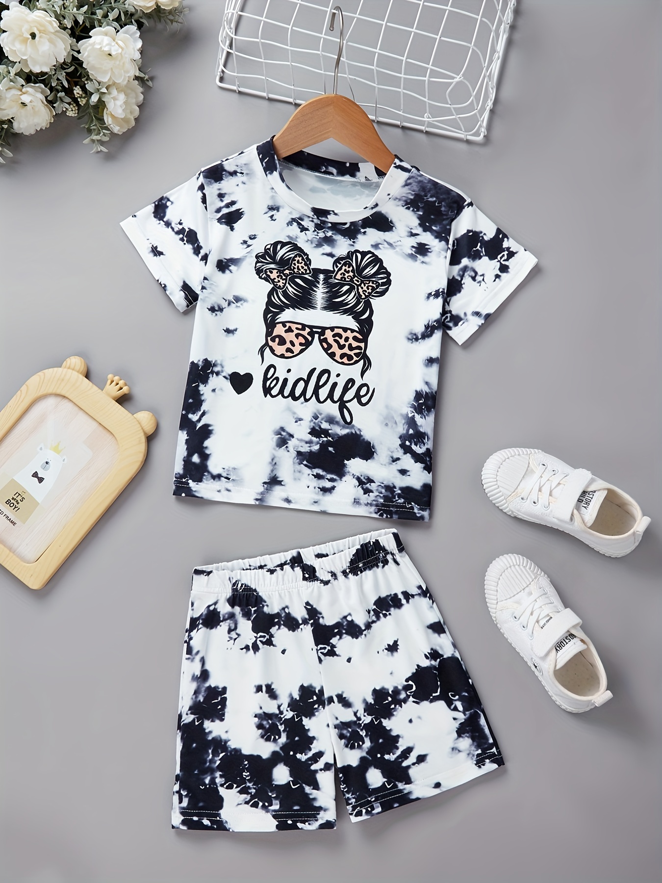2-piece Kid Boy Letter Print/Tie Dyed Tee and Black/Tie Dyed Pants Set