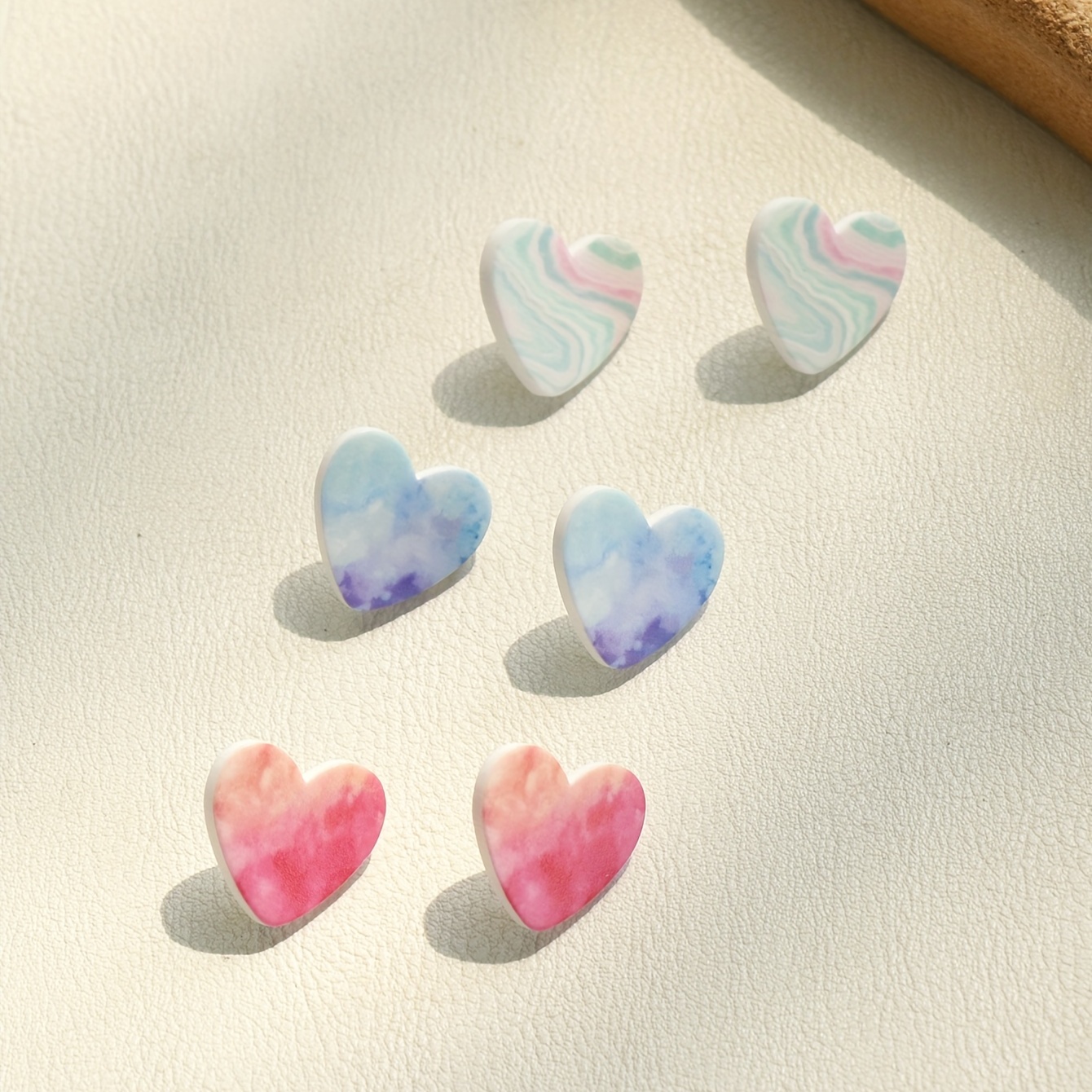 3 Pairs Red Smudged Gradient Heart Shape Acrylic Stud Earrings Set