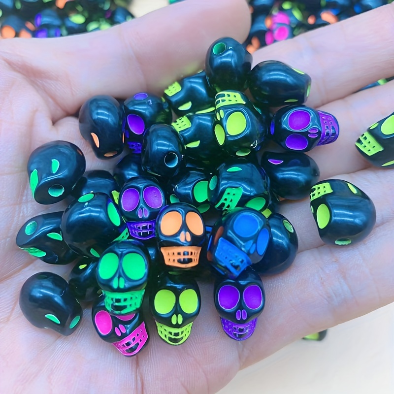 Glow In Dark Plastic Skull Beads