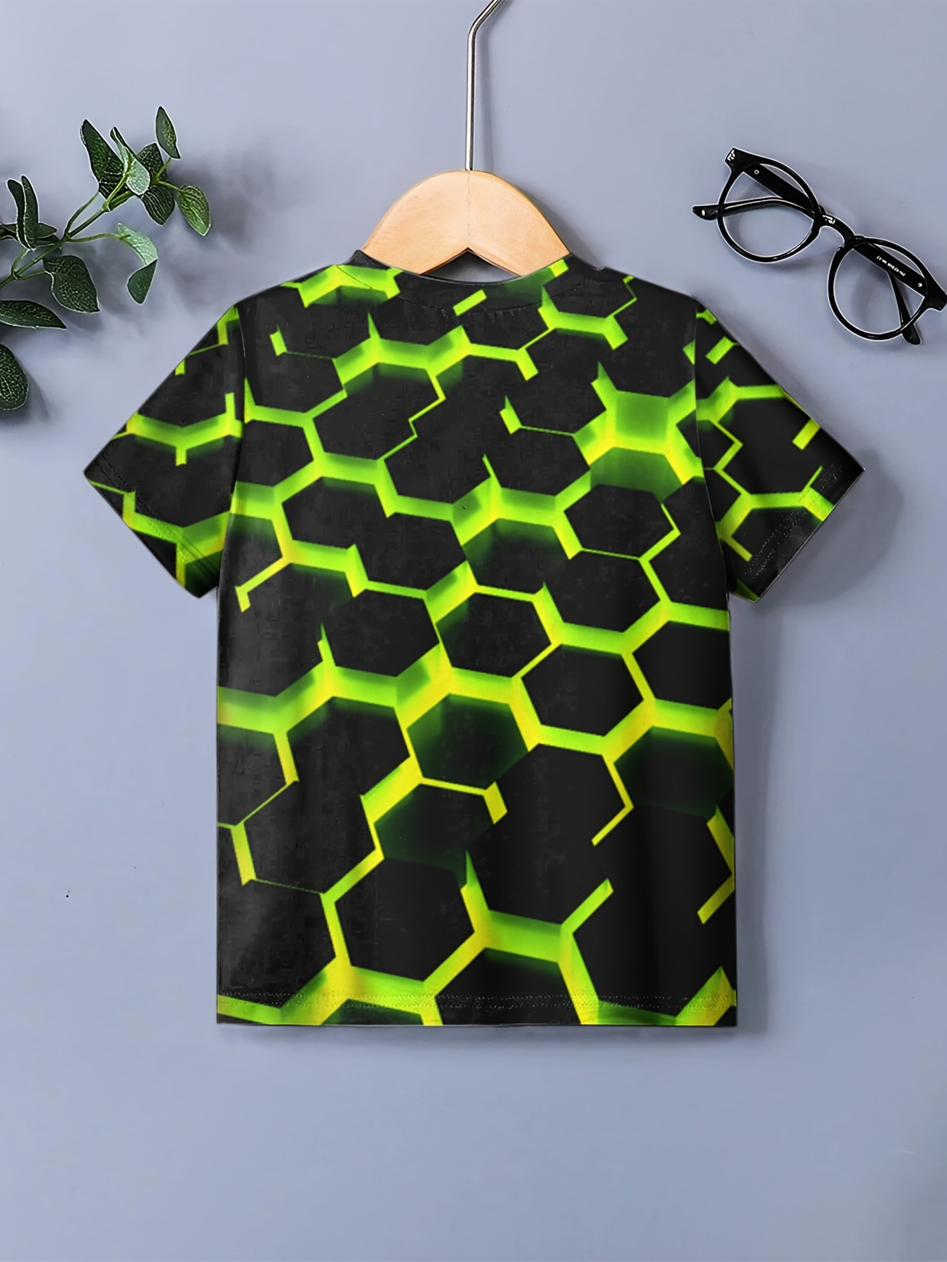 Optical Illusion T-shirt Big Chest 3D Looks Funny Dress Tee