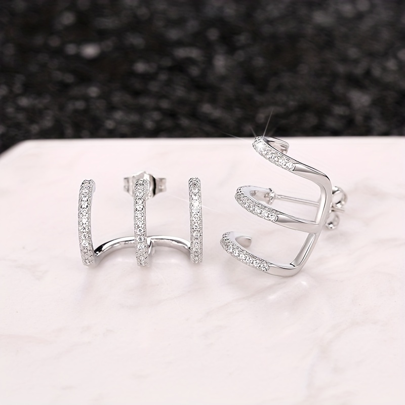 Zirconia 3 Claw Stud Earrings for Women