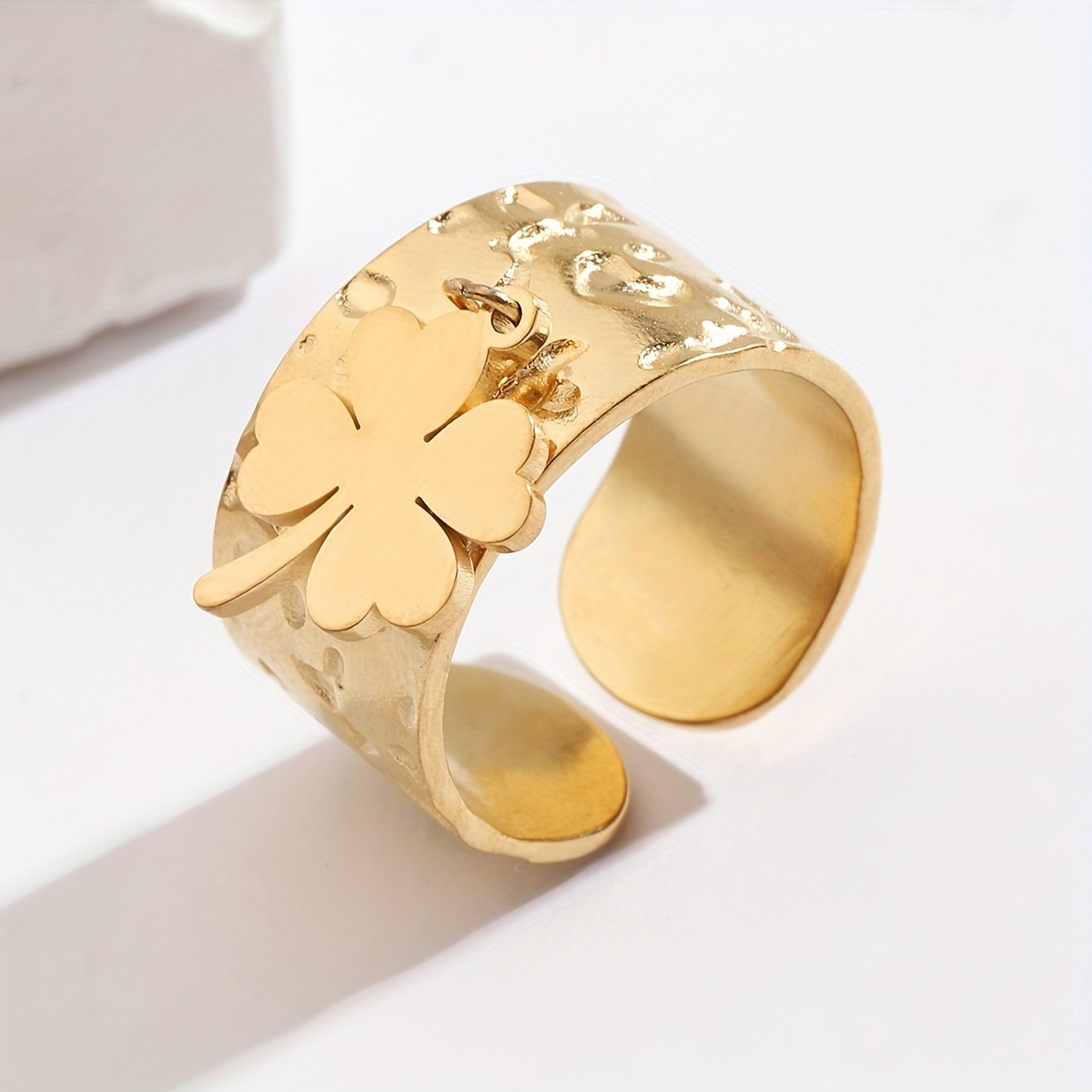 Stainless Steel Clover Wide Foil Texture Wrinkle Band