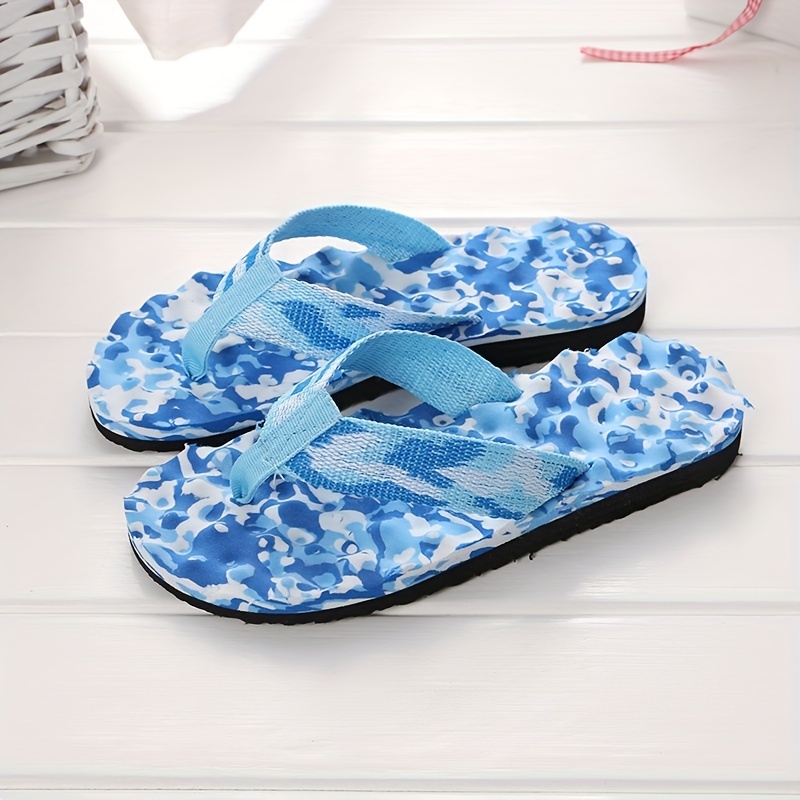 Camouflage flip hot sale flops womens