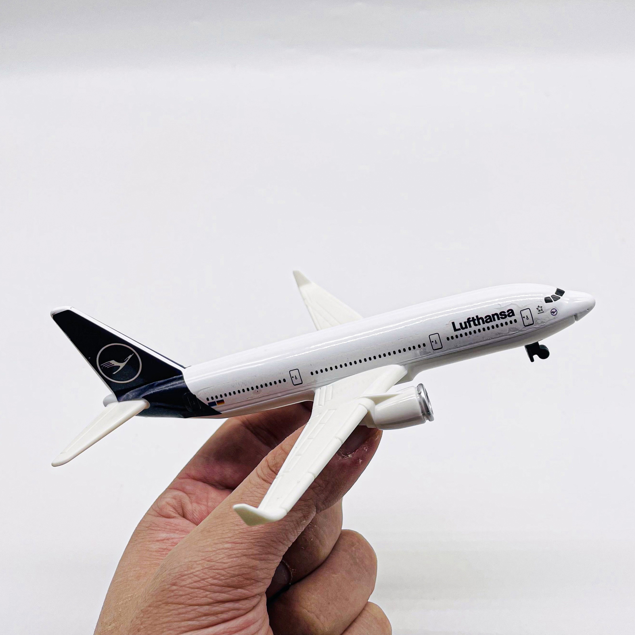 maqueta avión lufthansa - Buy Scale models of airplanes and helicopters on  todocoleccion