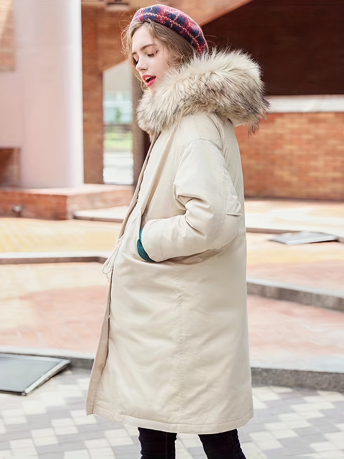Manteau hiver pour garçon avec capuche fourrure et cordon ceinture