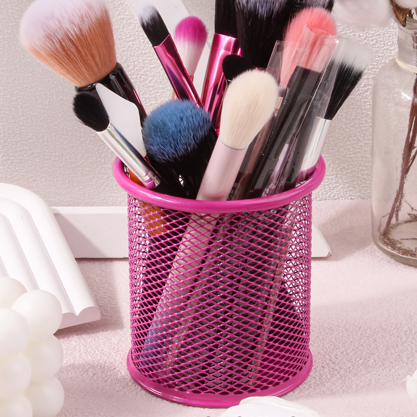 Makeup Brush Holder Multi-functional Round makeup organizer for