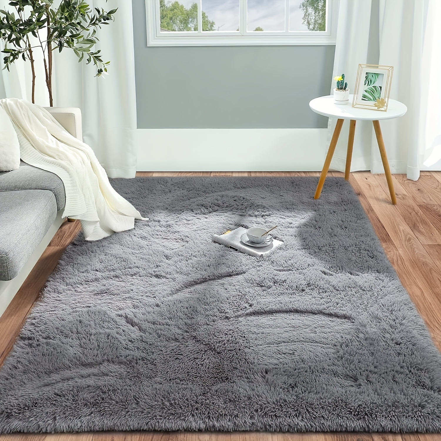 Buy Grey Rugs, Carpets & Dhurries for Home & Kitchen by AAZEEM