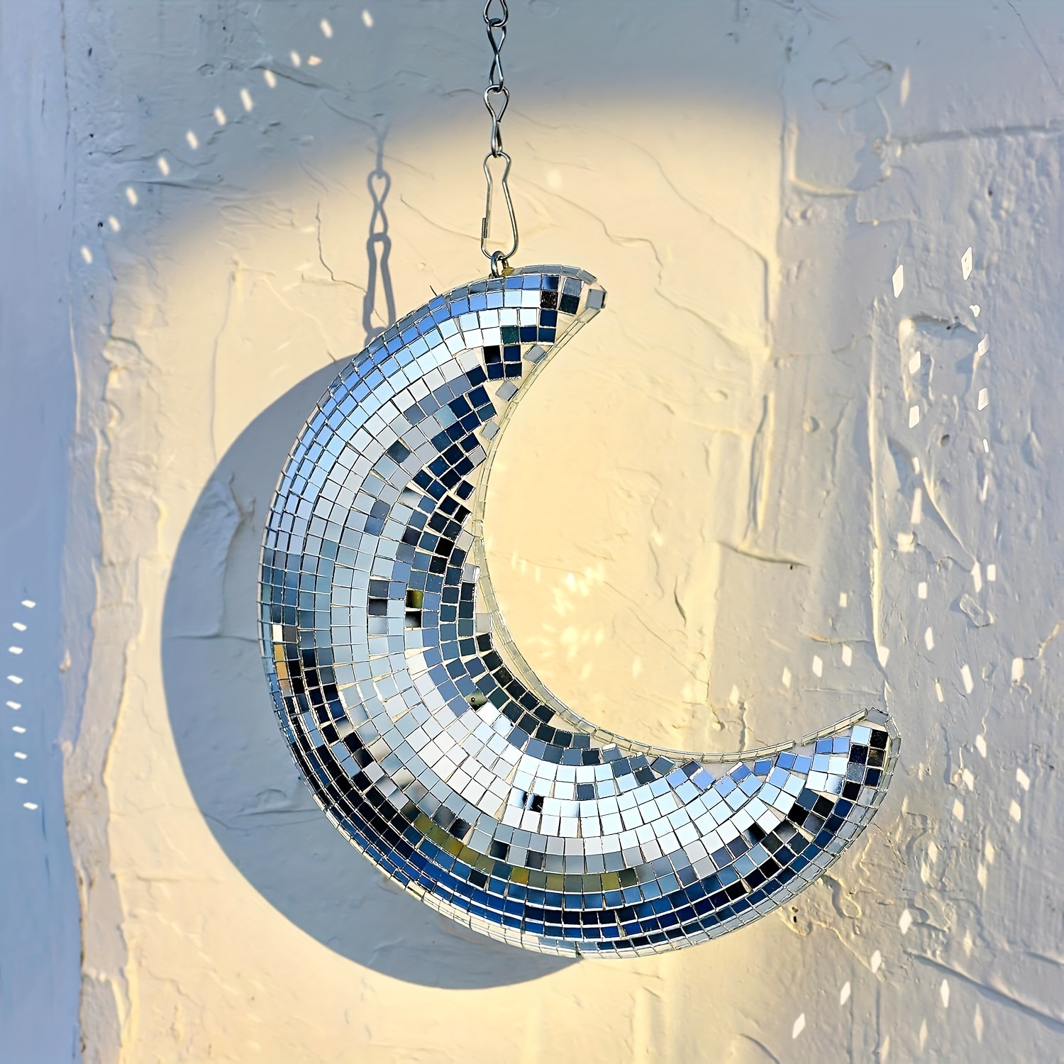 

1pc, Hanging Disco Ball Moon Shaped Disco Ball Silver Stage Mirror Balls Funky Home Decor For Christmas Tree, Party, Room, Courtyard, Handmade Retro Mirror Ball