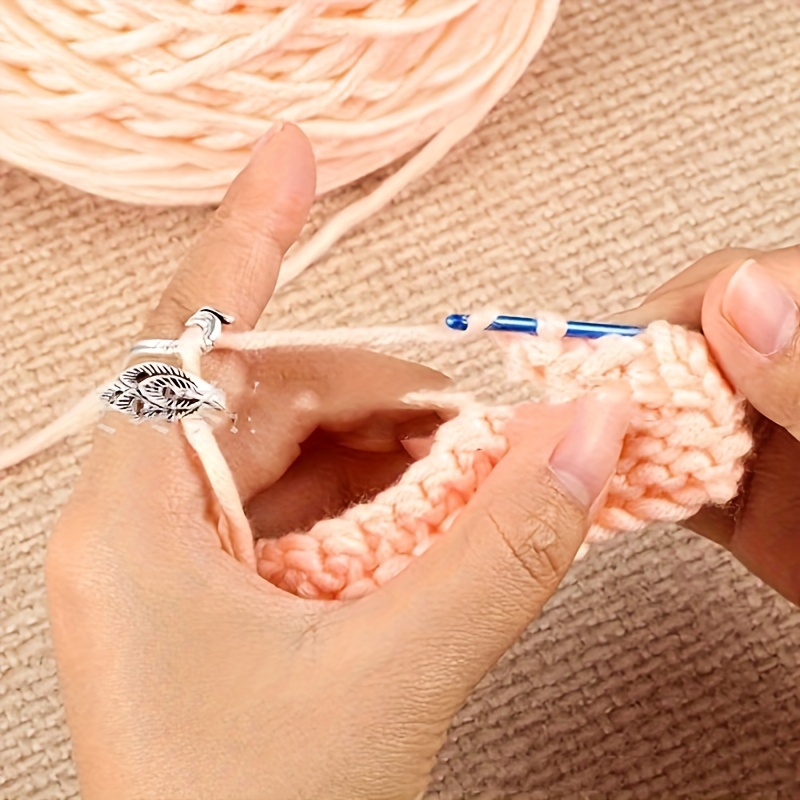 2pcs Knitting Loop Ring Adjustable Knitting Crochet Loop Ring