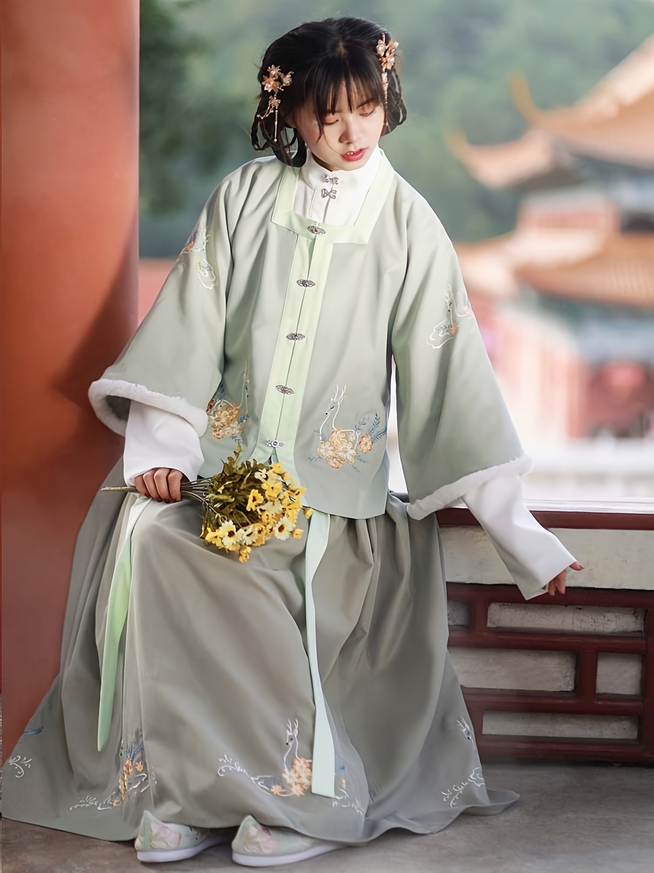 Chinese style traditional outfit popular sets