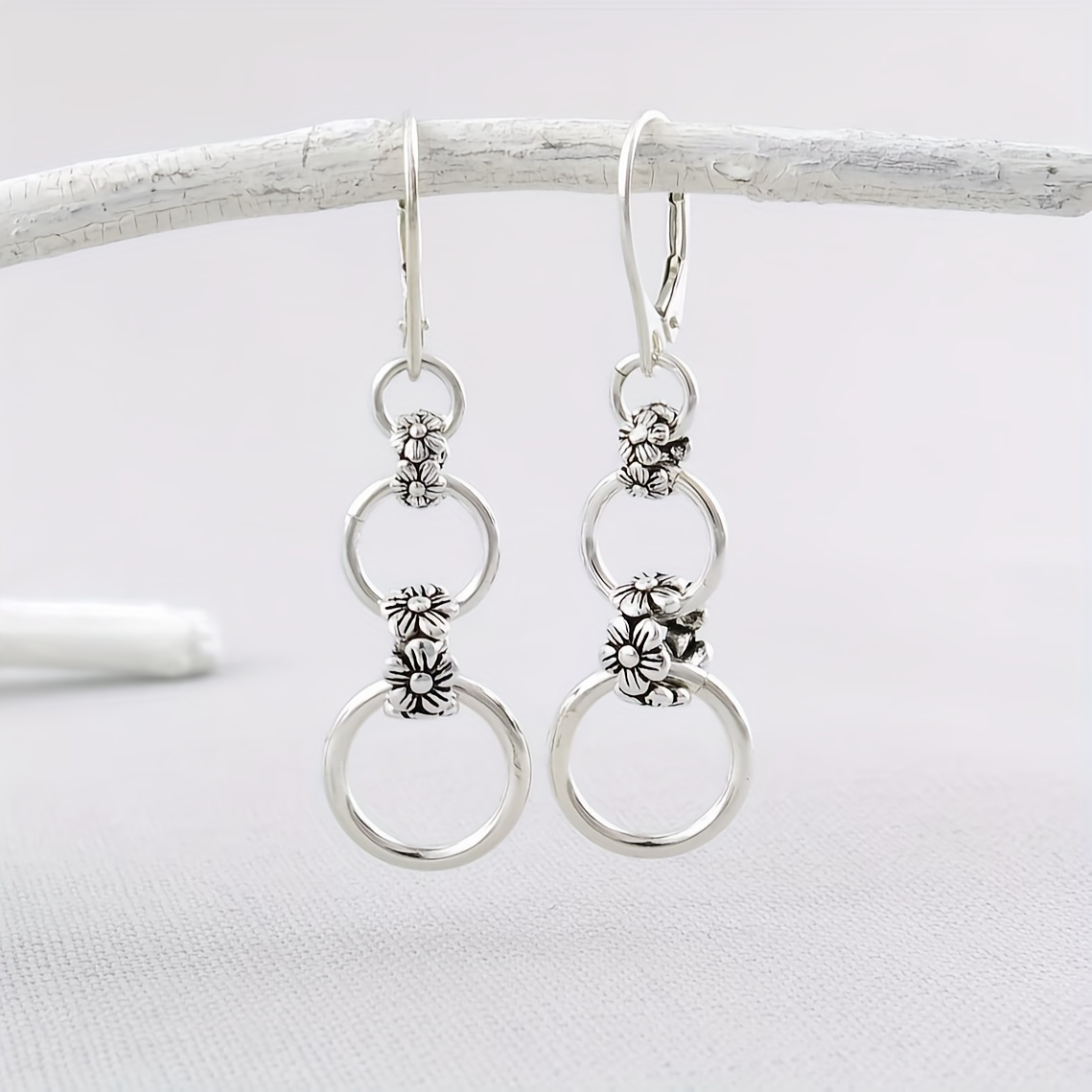 TEMU Hollow Round Retro Flower Decorative Pendant Earrings, Retro Bohemian Style 925 Silver Plated Earrings - Fashionable Women's Gift