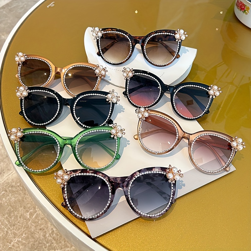 Large cat outlet eye sunglasses