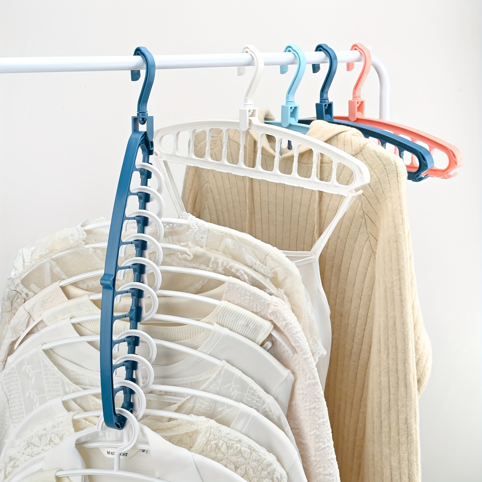 Multi-hole Plastic Hangers, Foldable Heavy Duty Clothes Hanger