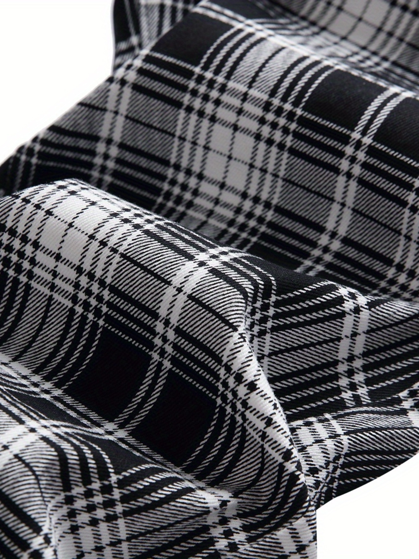 Men's Slim Fit Plaid Pattern Mid Stretch Jeans for All Seasons
