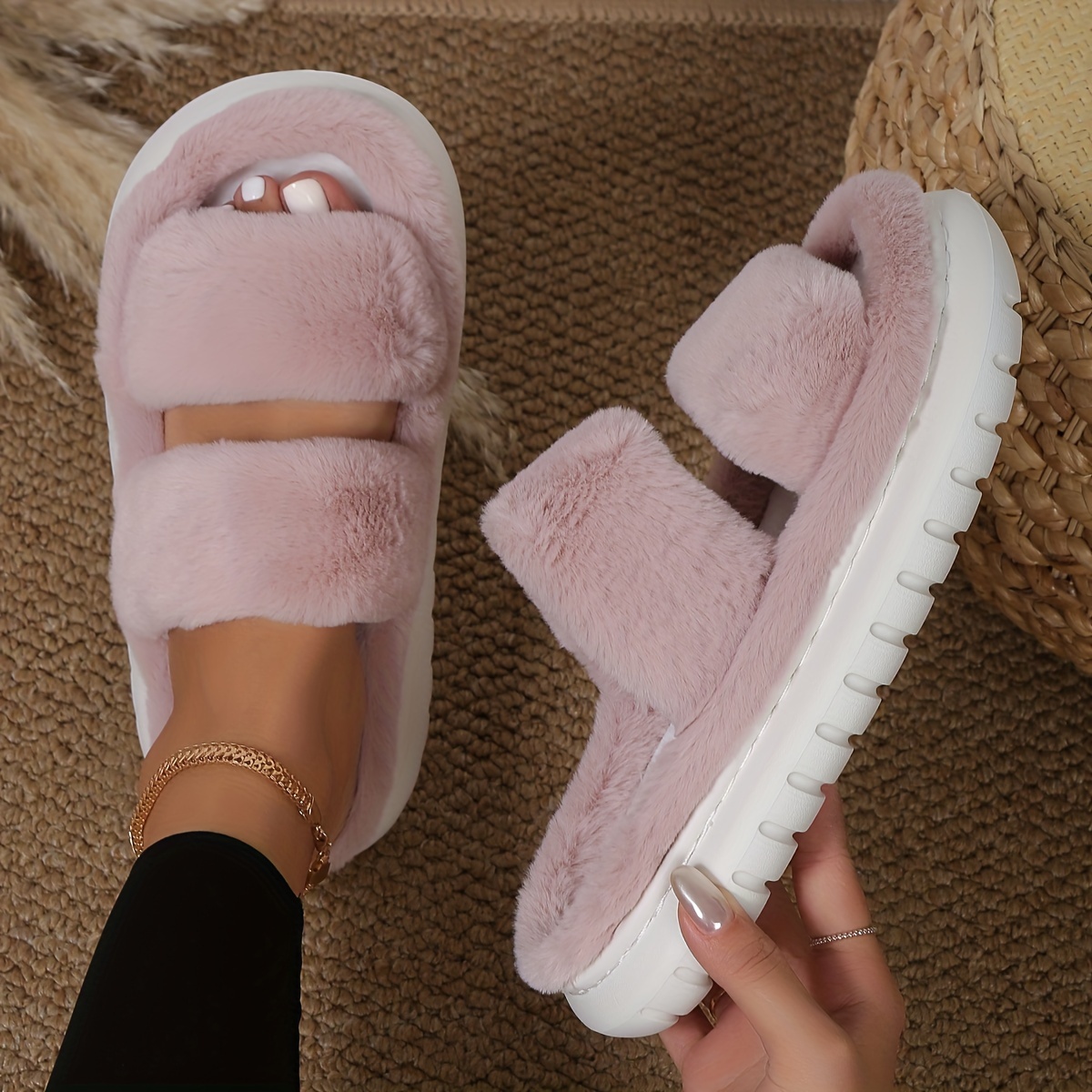 Ugg house best sale slippers pink