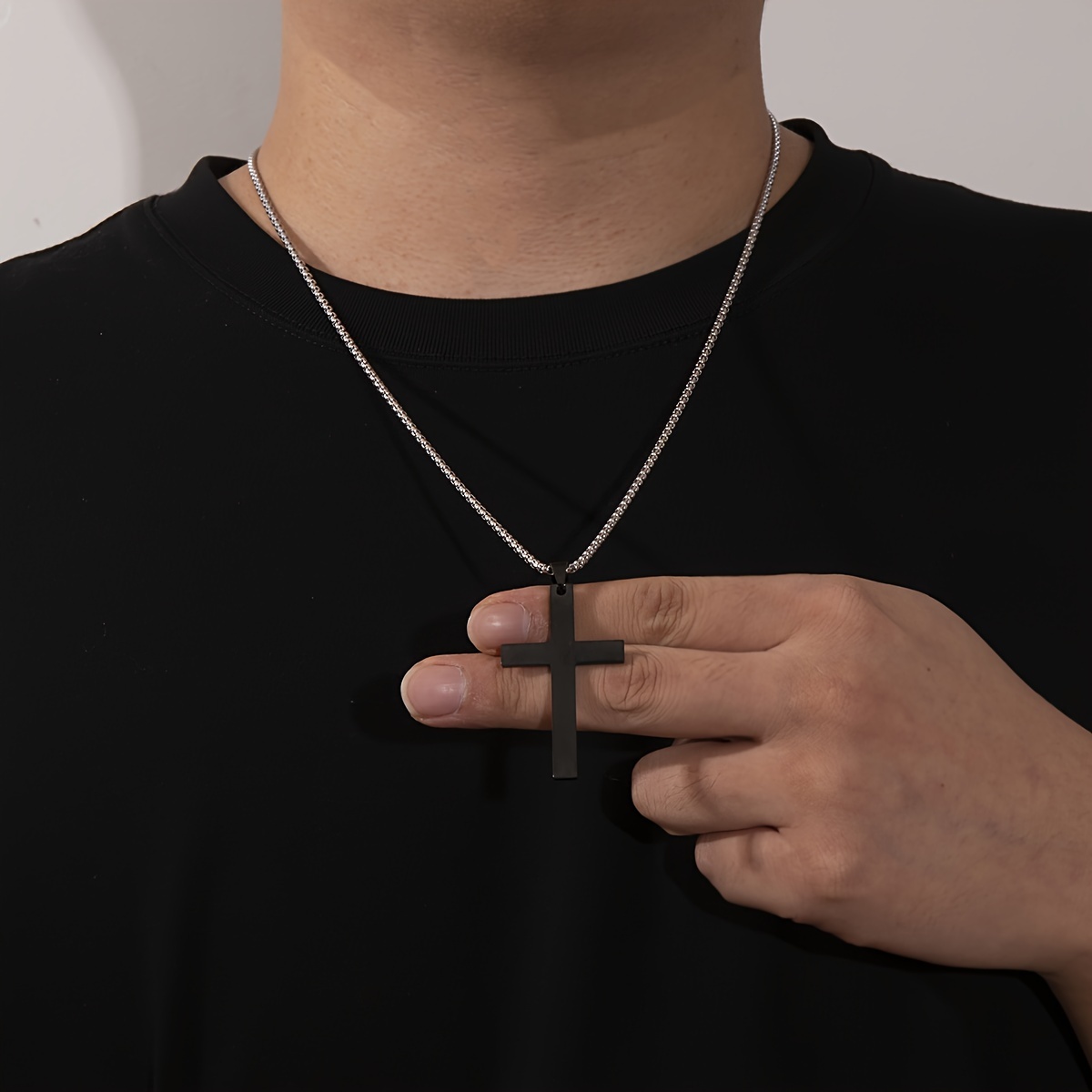 Simple cross clearance necklace for men