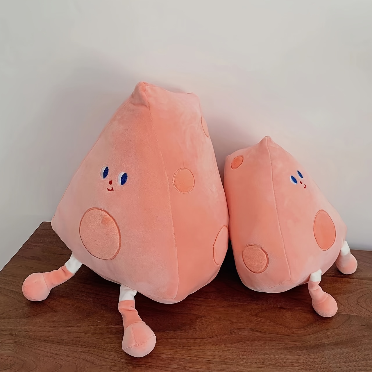 1pc, Pink Cheese Pillow Plush Toy, Very Suitable For Home Decoration,  Shopping Malls, Hotels, Sofas, Car Interior Decoration, Car Pillows  Universal, D