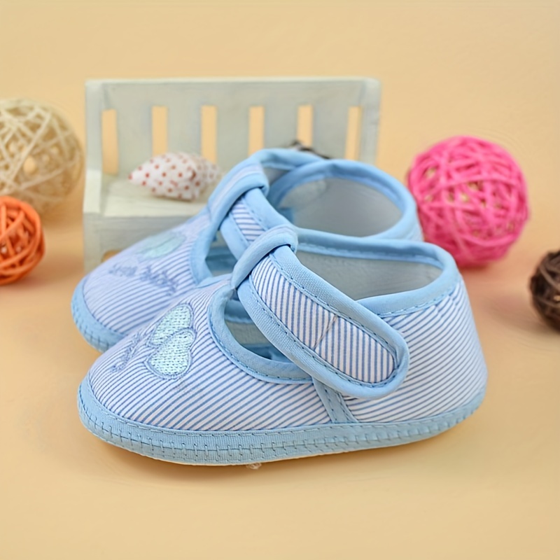 Cute Heart Comfortable Sneakers For Baby Girls, Lightweight Non Slip Shoes For Indoor Outdoor Walking, Spring And Autumn