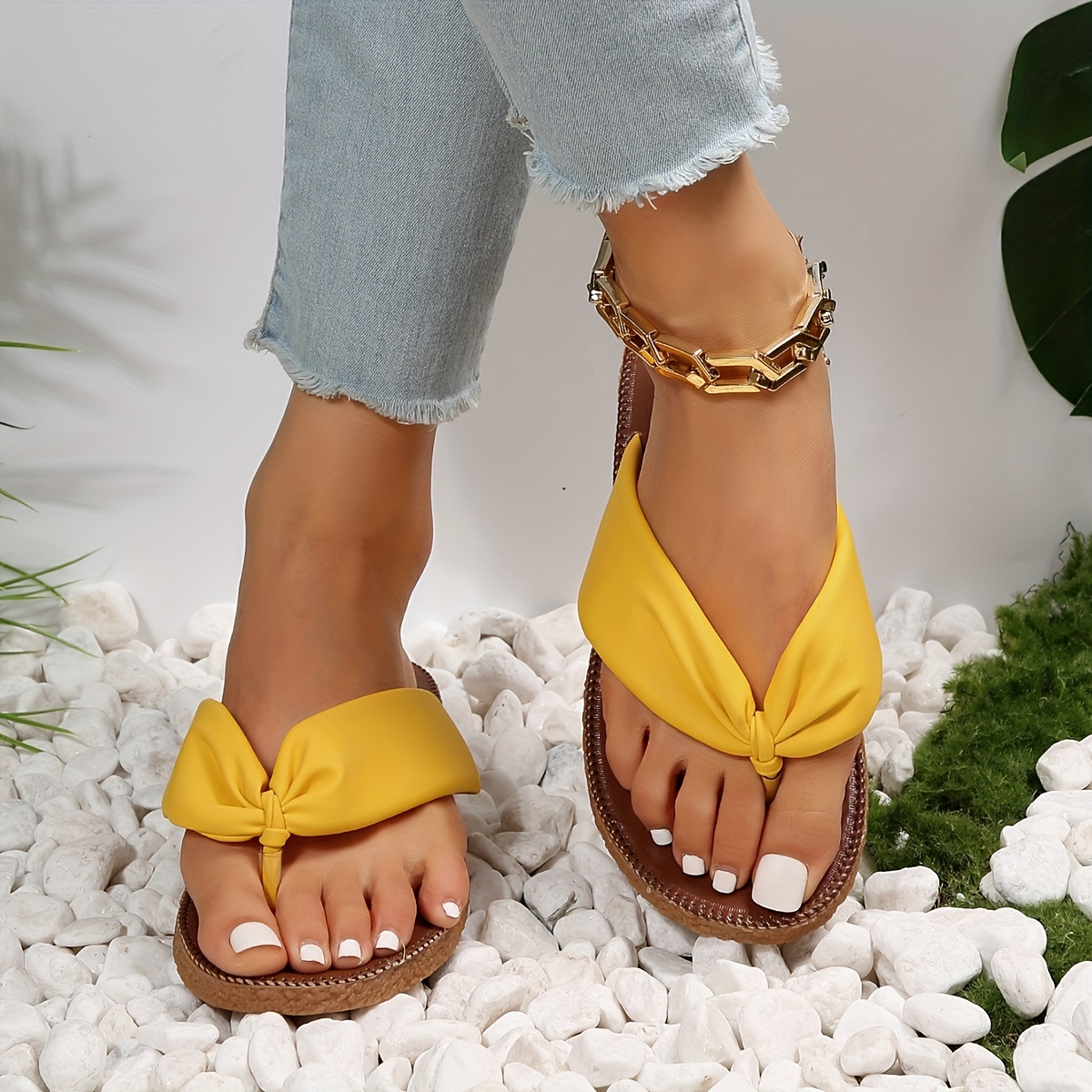 Yellow toe store post sandals