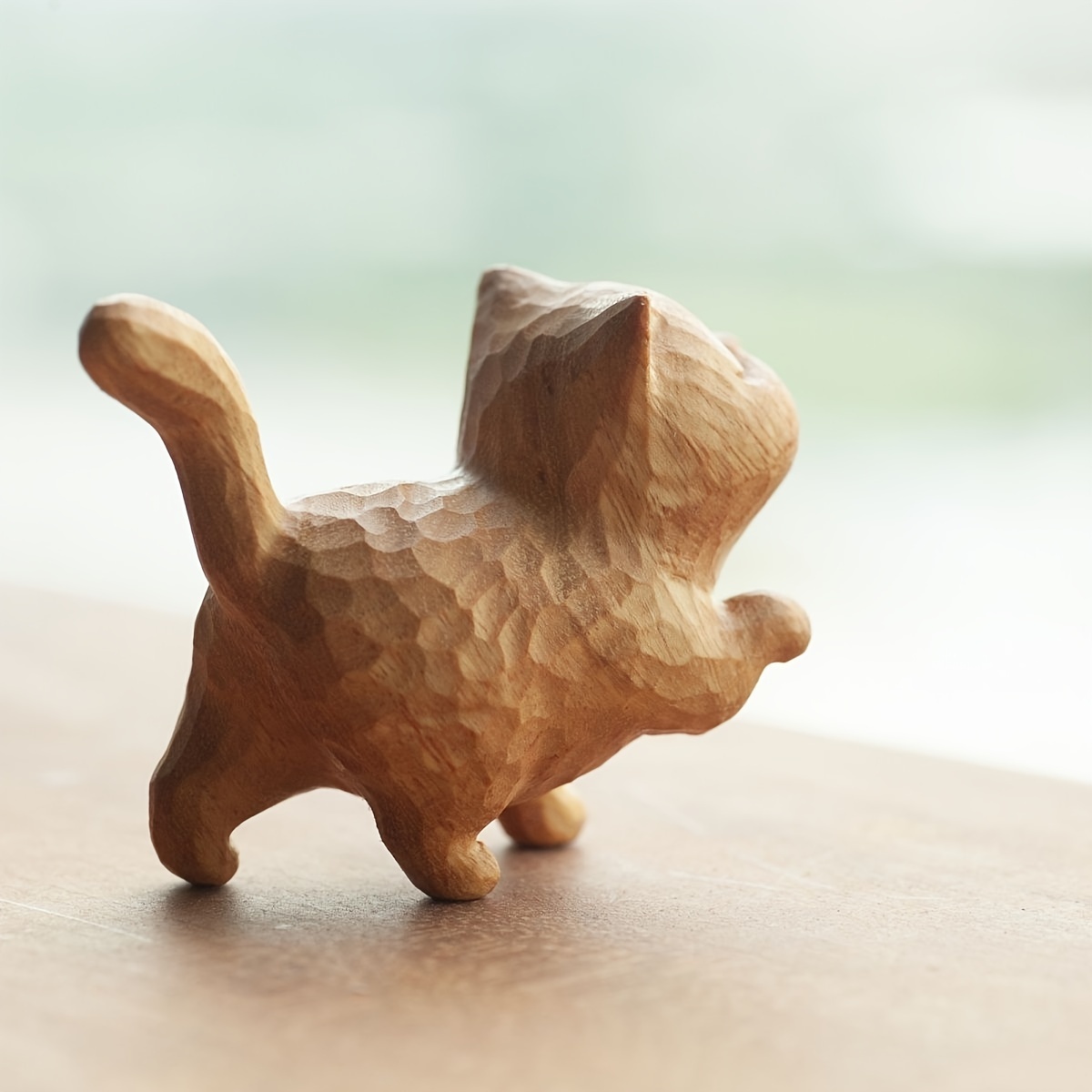 Lovely Small Carved Wooden Cat Figurine, 1.4 DIY Handmade Wood Kitten  Unique Art Carving Work for Decoration Collectible Figurines
