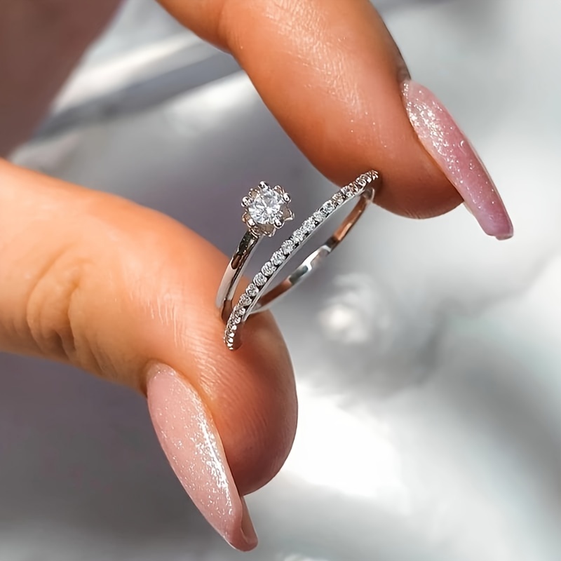 Adjustable Zirconia Lady's Ring for Anniversary & Party