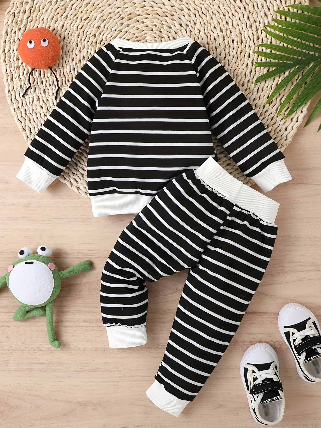 2-piece Baby / Toddler Fluff Striped Long-sleeve Pullover and Pants Set