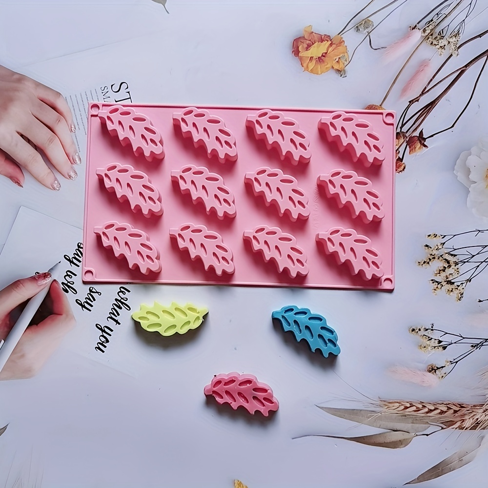 Hollow Leaf Silicone Molds Lover Heart Chocolate Molds Geometry 3D Silicone  Mould Chocolate Candy Leaf Mold Sugar Craft Cake Decoration Cupcake Top